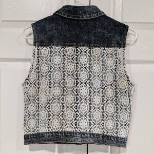 Chiqle Denim Architect Girls Dark Wash Denim Vest White Lace Back Large